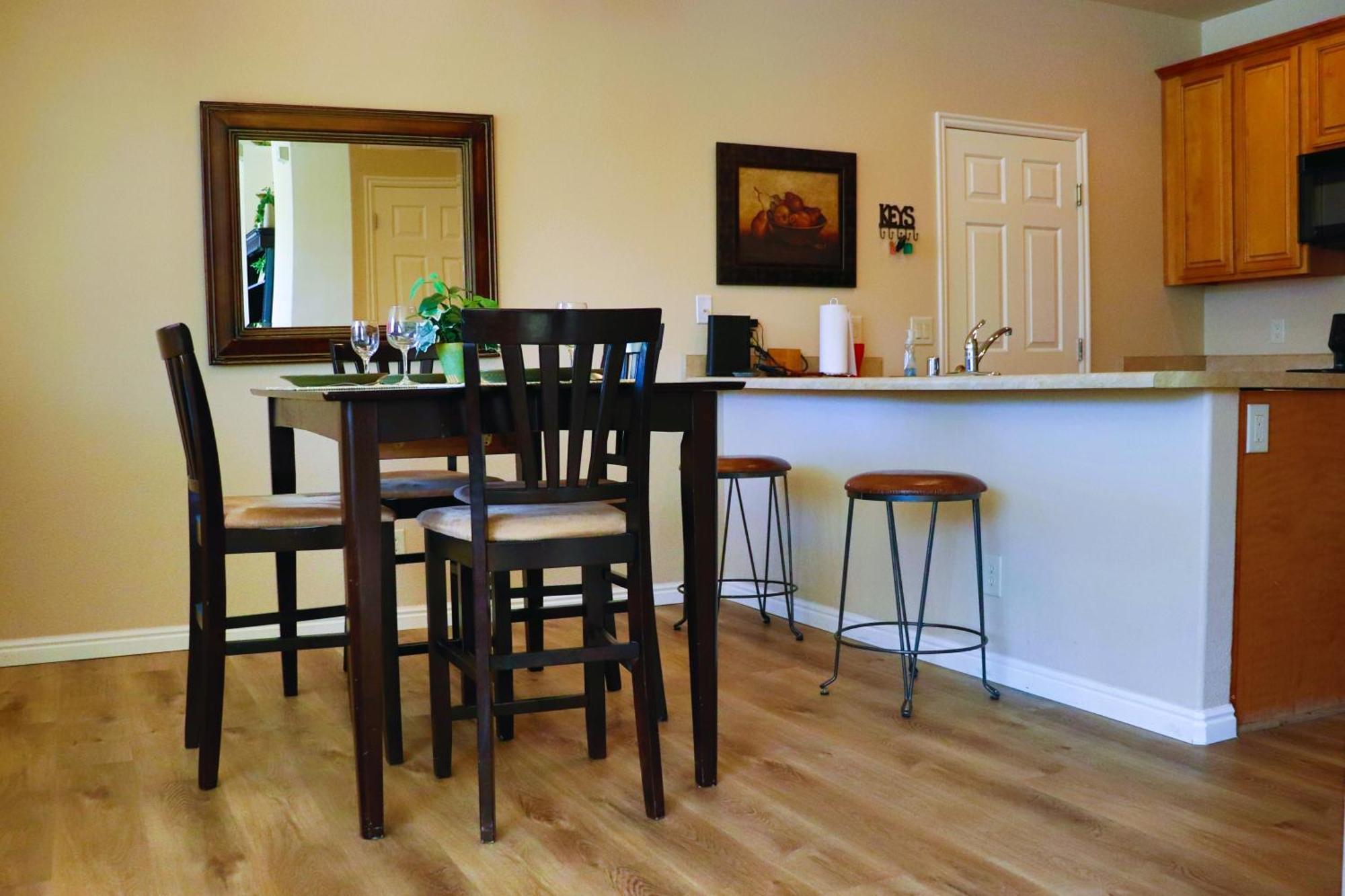Luxurious Condo At The Springs By Cool Properties 메스키트 외부 사진