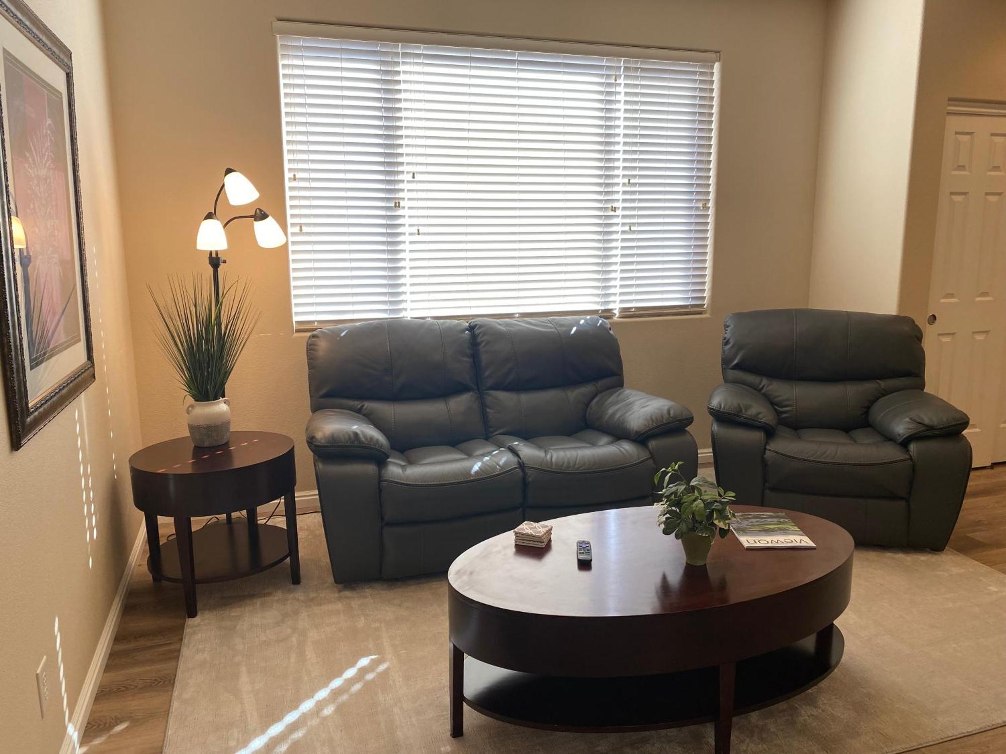 Luxurious Condo At The Springs By Cool Properties 메스키트 외부 사진